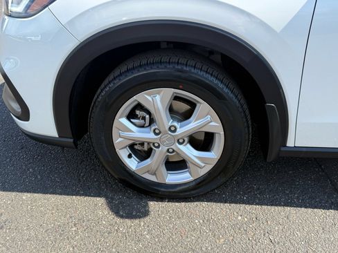 Certified 2024 Honda HR-V LX image 11