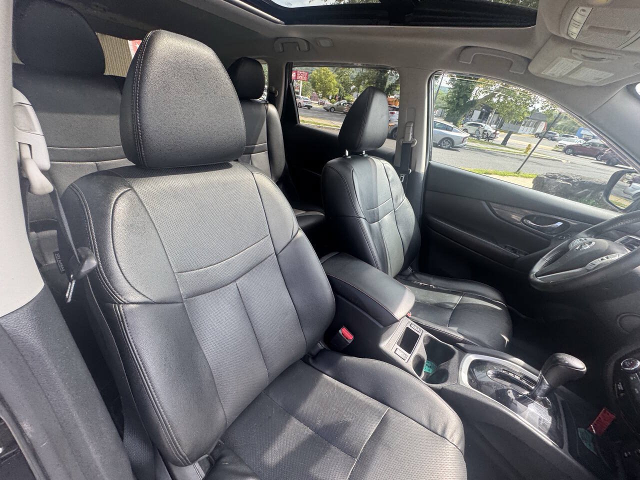 Used 2015 Nissan Rogue SL w/ SL Premium Package AWD/4WD image 27