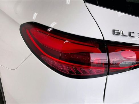 New 2026 Mercedes-Benz GLC 300 4MATIC image 14