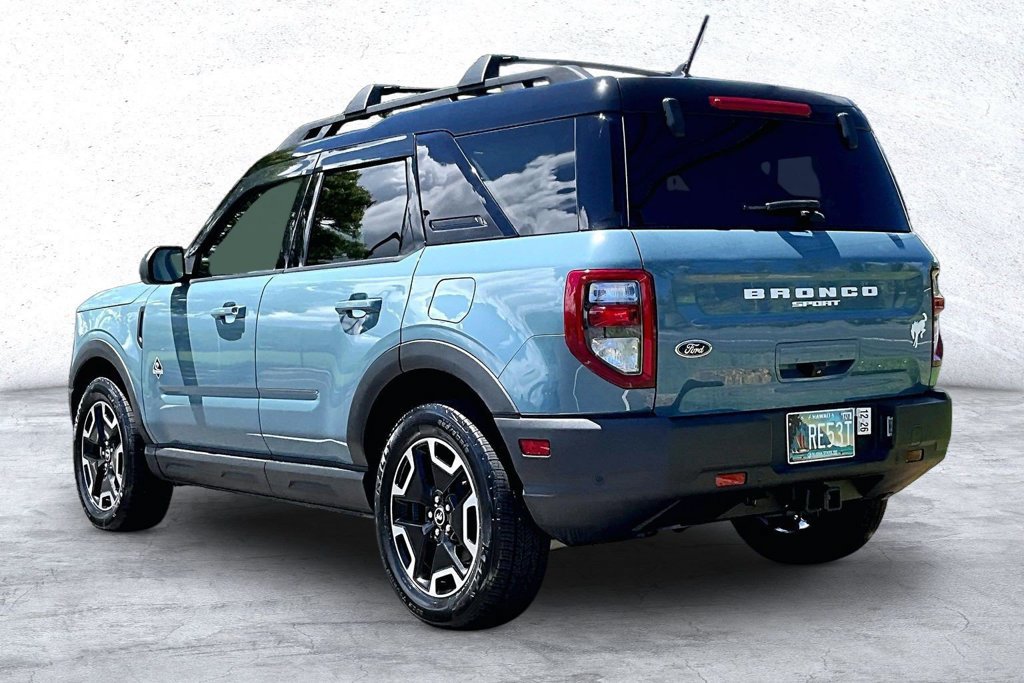 Certified 2023 Ford Bronco Sport Outer Banks w/ Tech Package AWD/4WD image 12