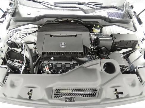 Used 2026 Acura MDX w/ Technology Package FWD image 30