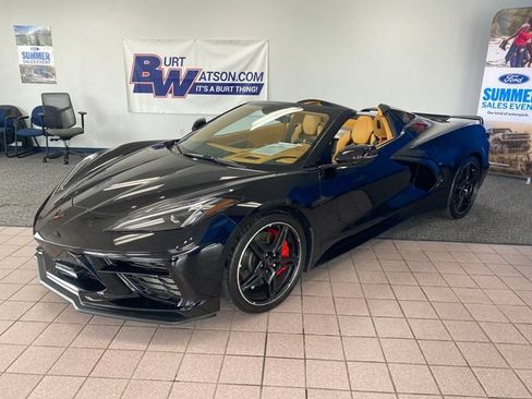 Used 2021 Chevrolet Corvette Stingray Premium Conv w/ Z51 Performance Package RWD image 36