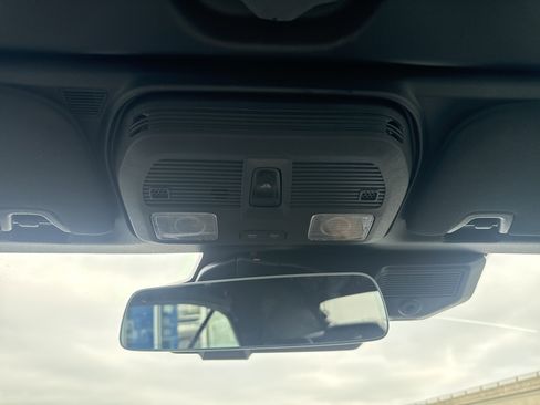 Used 2025 Ford Mustang Premium image 28