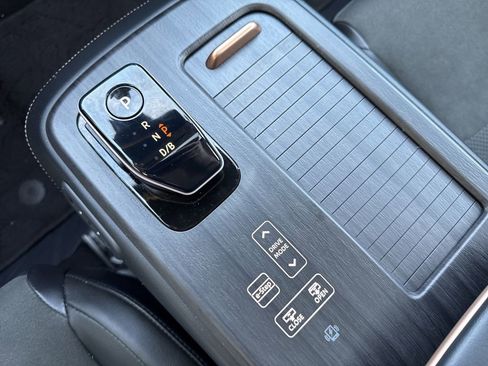 Used 2023 Nissan Ariya AWD image 35