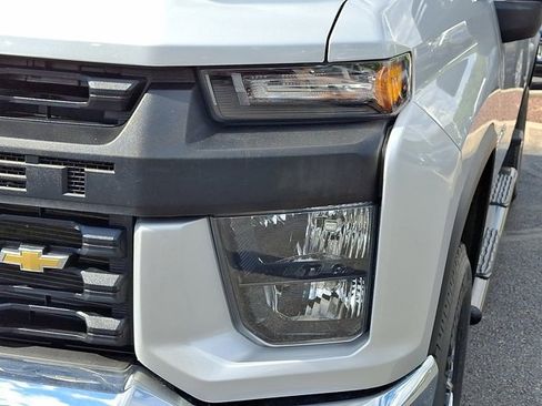 Used 2022 Chevrolet Silverado 3500 W/T image 11