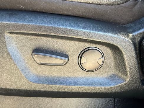 Used 2021 Ford Ranger Lariat w/ Tremor Off-Road Package image 21