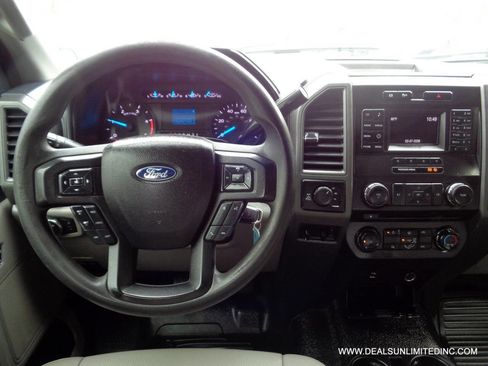 Used 2017 Ford F250 XL w/ Power Equipment Group image 10