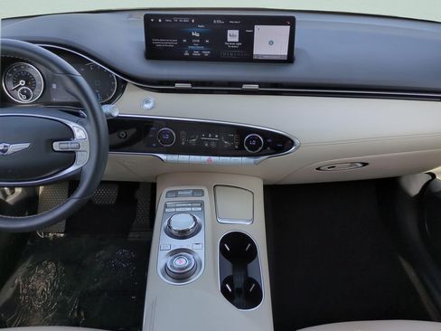 Certified 2025 Genesis GV70 2.5T w/ Advanced Package AWD/4WD image 15