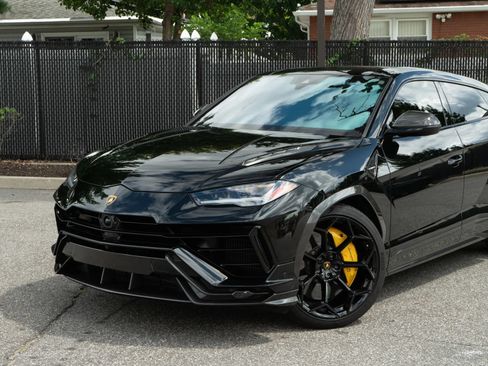 Used 2024 Lamborghini Urus Performante AWD/4WD image 37