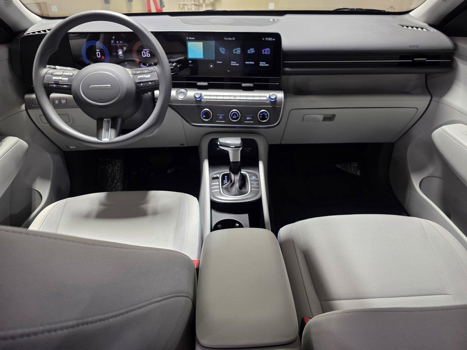 Used 2026 Hyundai Kona SE FWD image 18