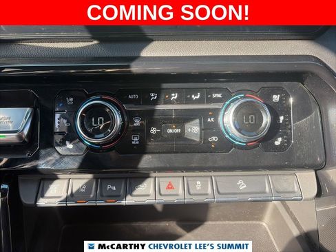 Used 2024 GMC Sierra 2500 AT4 w/ Technology Package image 17