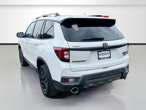 Used 2023 Honda Passport TrailSport image 5