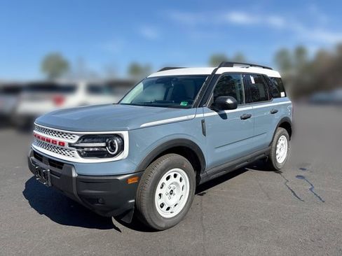 Used 2025 Ford Bronco Sport Heritage w/ Convenience Package AWD/4WD image 1