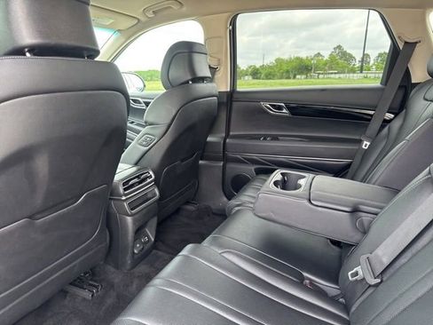 Used 2025 Genesis GV80 2.5T Standard AWD/4WD image 22