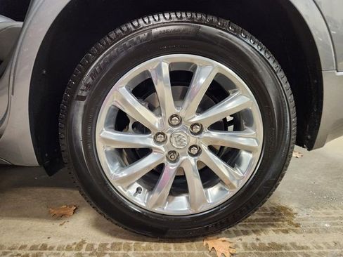 Used 2019 Buick Envision Essence image 25