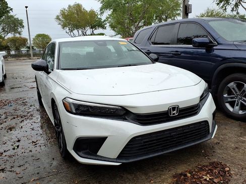 Used 2023 Honda Civic Sport image 5