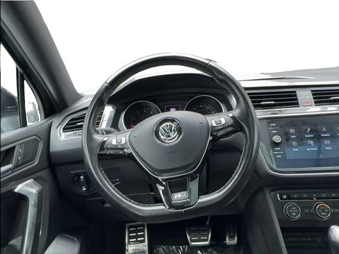 Used 2021 Volkswagen Tiguan SE R-Line FWD image 37