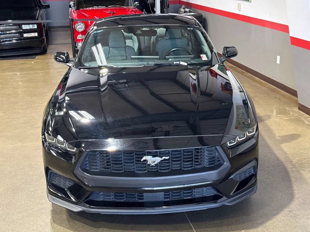 Used 2024 Ford Mustang Coupe w/ 2.3L High Performance Package RWD image 7