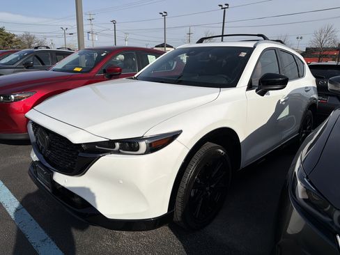 Certified 2025 MAZDA CX-5 Carbon Edition AWD/4WD image 4