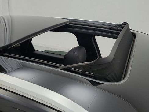 Used 2023 Audi SQ5 Premium Plus w/ Premium Plus Package image 17