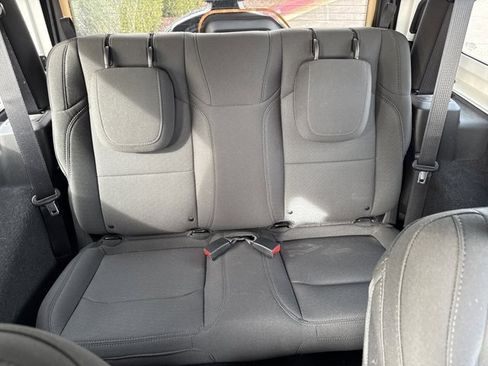 Used 2023 Jeep Wrangler Sport S image 23