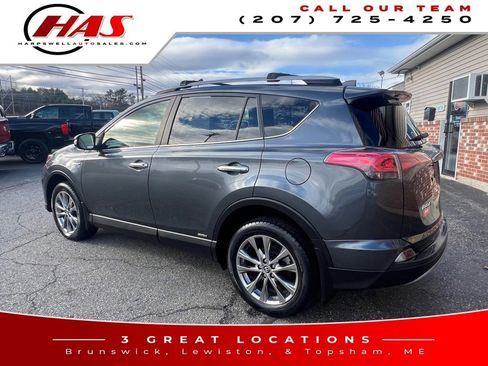Used 2017 Toyota RAV4 Limited image 4