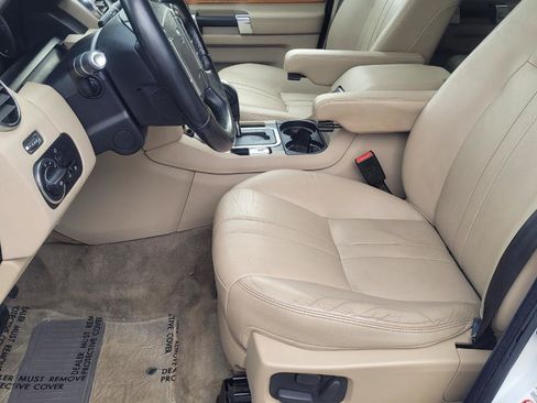 Used 2013 Land Rover LR4 HSE w/ HSE Pkg AWD/4WD image 11