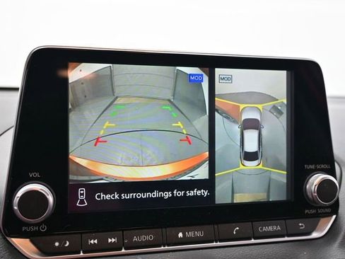 Used 2023 Nissan Sentra SR w/ SR Premium Package image 20