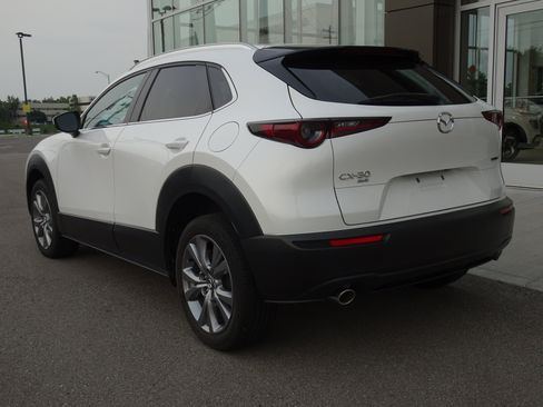 Used 2023 MAZDA CX-30 AWD 2.5 S w/ Select Package image 3