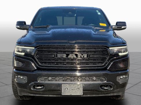 Used 2020 RAM 1500 Limited w/ Black Appearance Package AWD/4WD image 4