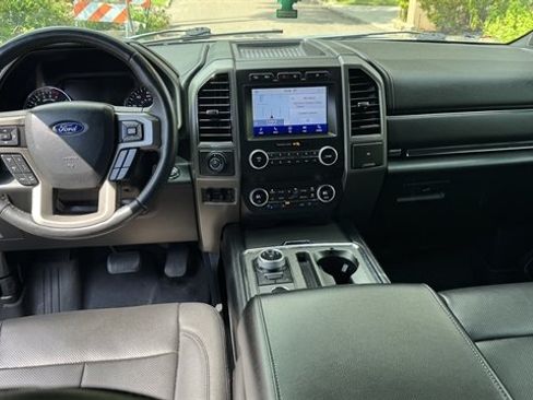 Used 2021 Ford Expedition Max XLT AWD/4WD image 10