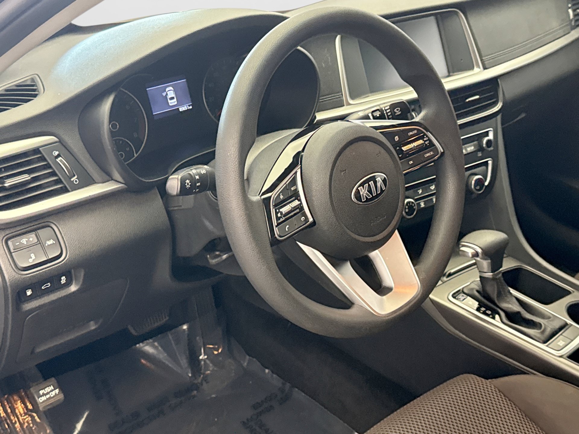 Used 2019 Kia Optima LX FWD image 10