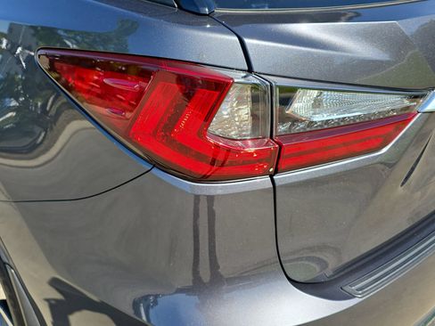 Used 2022 Lexus RX 350L FWD w/ Premium Package image 33