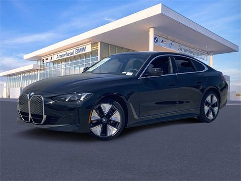 New 2025 BMW i4 eDrive40 image 24