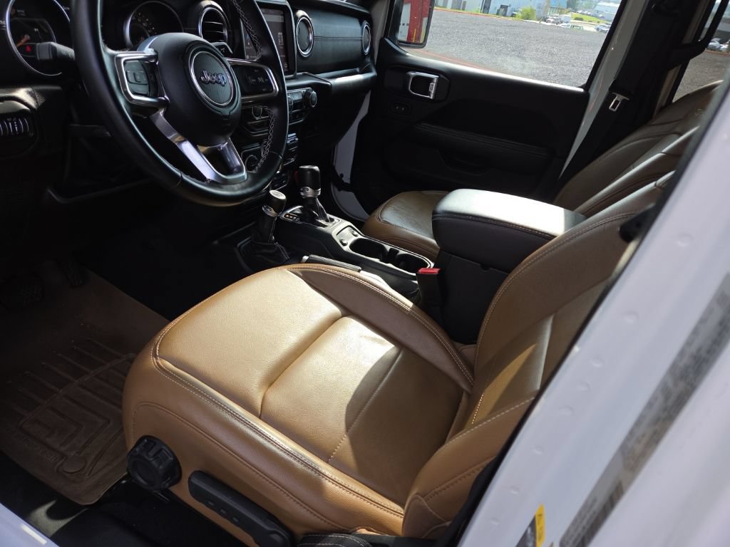 Used 2022 Jeep Wrangler Unlimited Sahara w/ Safety Group AWD/4WD image 37