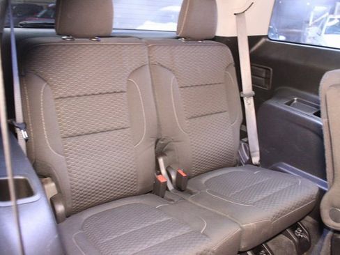 Used 2019 GMC Acadia SLE image 15