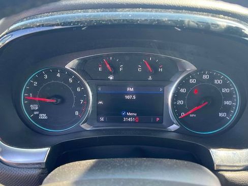 Used 2023 Chevrolet Traverse RS AWD/4WD image 27