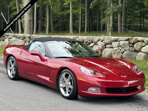 Used 2008 Chevrolet Corvette Convertible w/ Preferred Equipment Group RWD image 2
