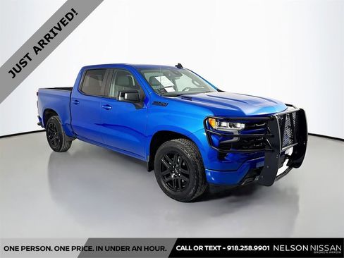 Used 2024 Chevrolet Silverado 1500 RST image 3