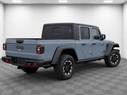Used 2026 Jeep Gladiator Rubicon AWD/4WD image 3