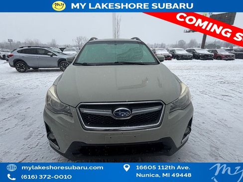 Used 2017 Subaru Crosstrek 2.0i Limited image 2