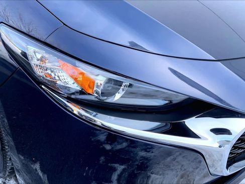 Used 2024 MAZDA MAZDA3 s image 27