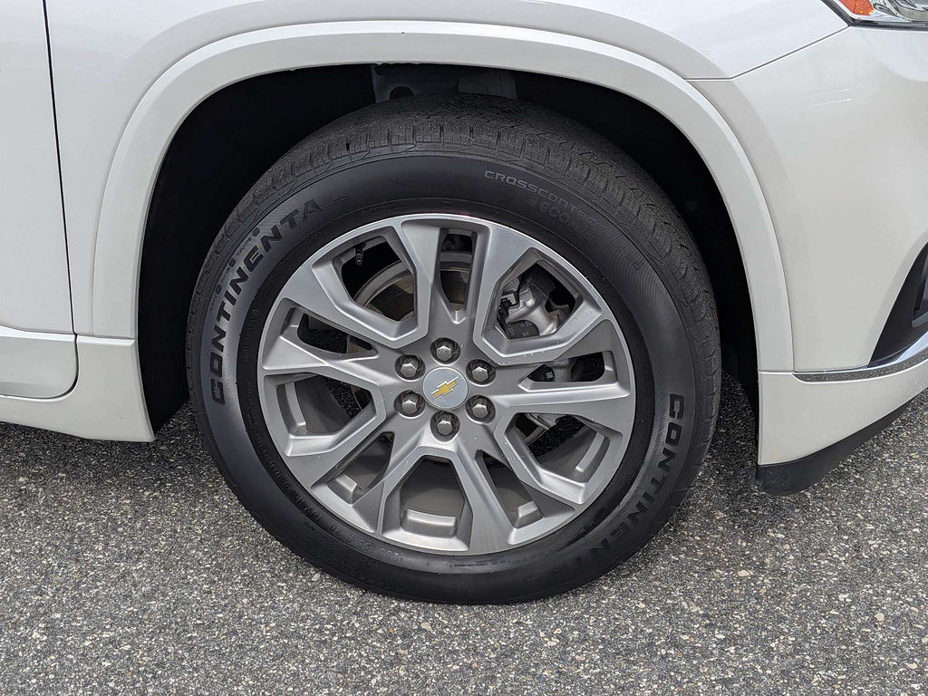 Certified 2021 Chevrolet Traverse Premier FWD image 11
