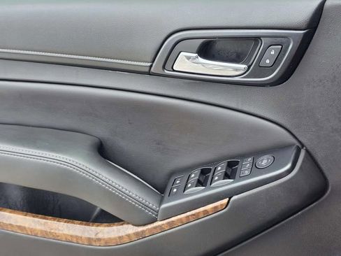 Used 2017 Chevrolet Tahoe Premier RWD image 16