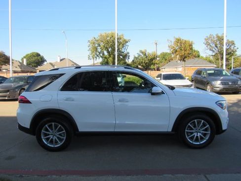 Used 2024 Mercedes-Benz GLE 450e 4MATIC image 5