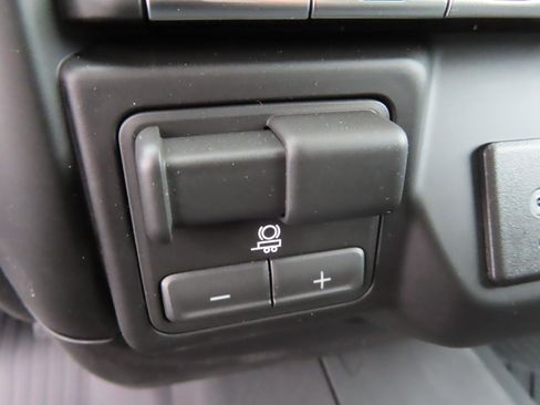 New 2026 Chevrolet Silverado 1500 Custom Trail Boss AWD/4WD image 34