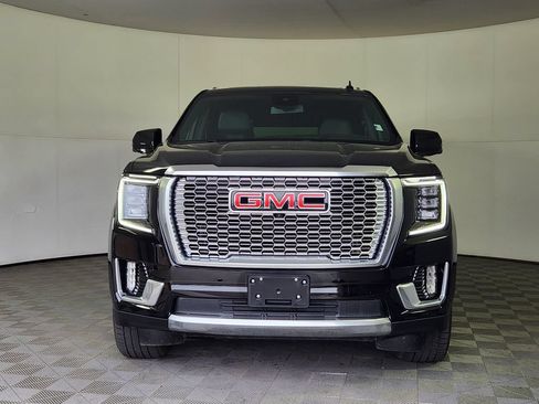 Used 2023 GMC Yukon XL Denali AWD/4WD image 2