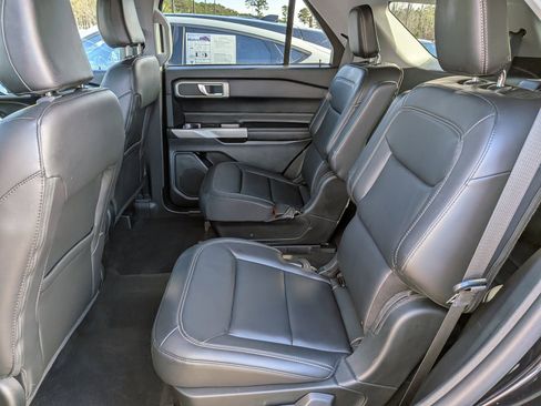 Certified 2023 Ford Explorer XLT w/ Equipment Group 202A image 16