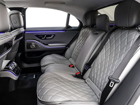 Certified 2022 Mercedes-Benz S 580 4MATIC Sedan image 9