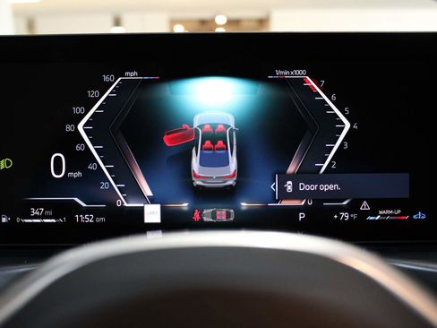 Used 2025 BMW 430i Coupe w/ M Sport Package image 20